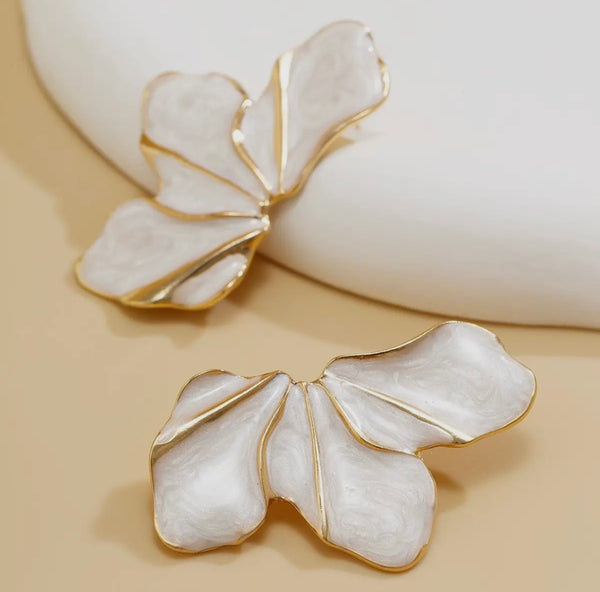 White Flower Drop Earrings